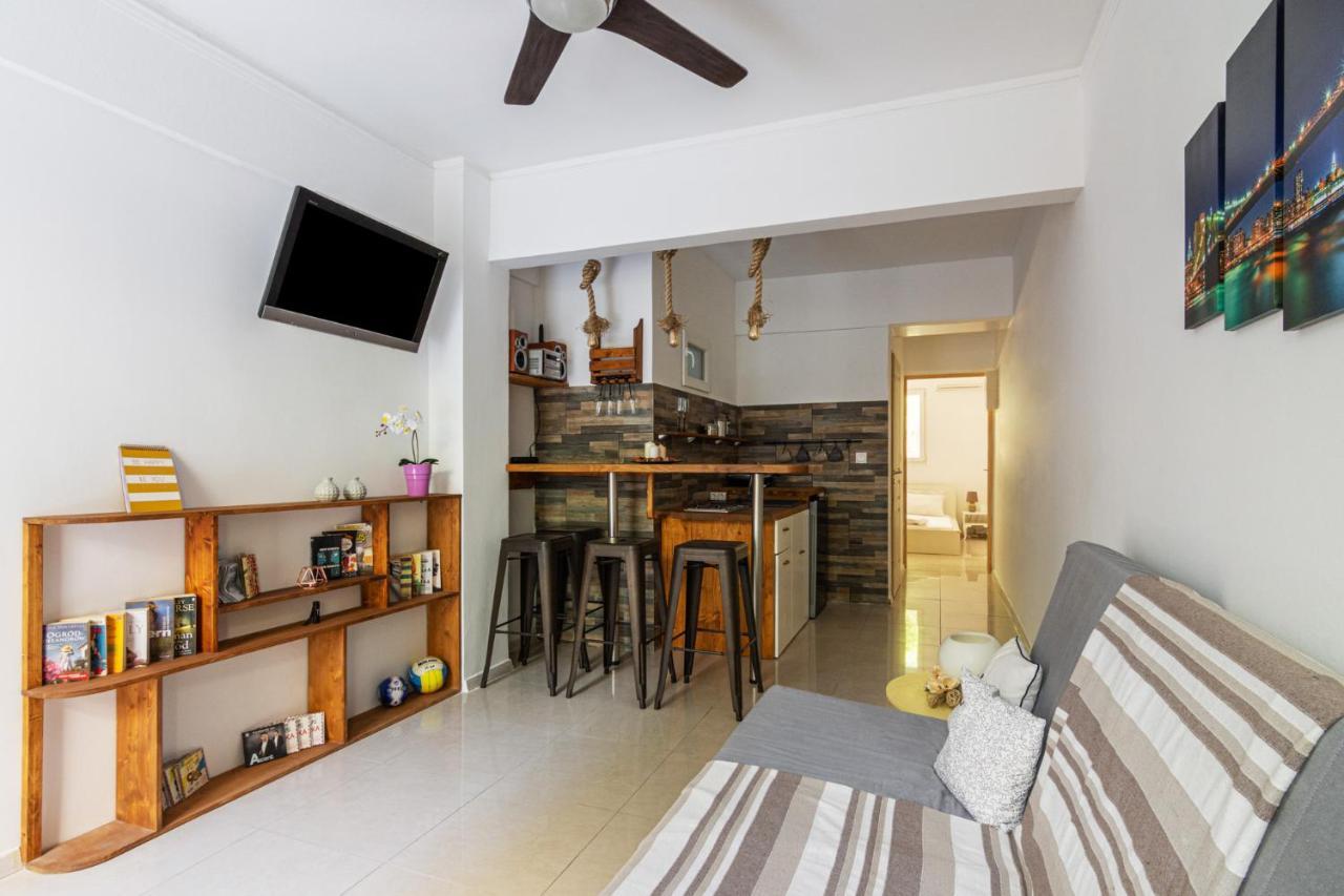 Comfy Apartment Close To Floisvos Beach Athene Buitenkant foto